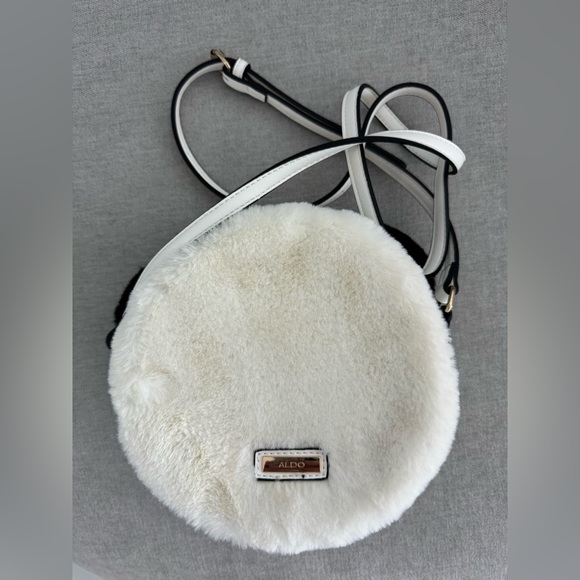 Panda bear Aldo purse crossbody strap - Picture 4 of 11